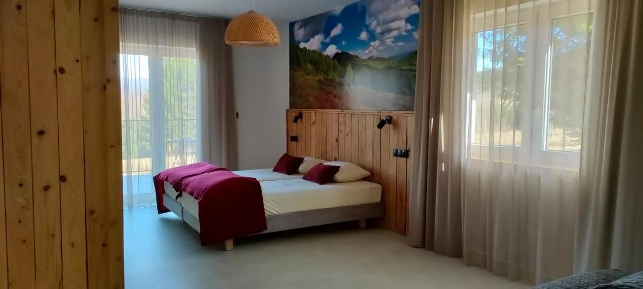 Pod Wielka Zalesiona Gora Wetlina Kültér fotó